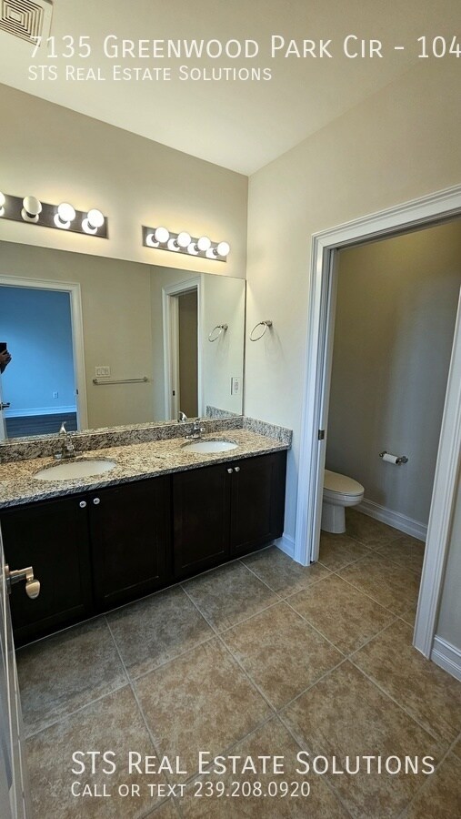 Building Photo - 7135 Greenwood Park Cir