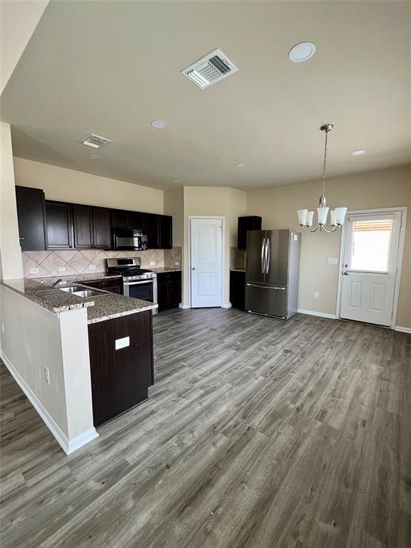 Building Photo - 441 Moulins Ln