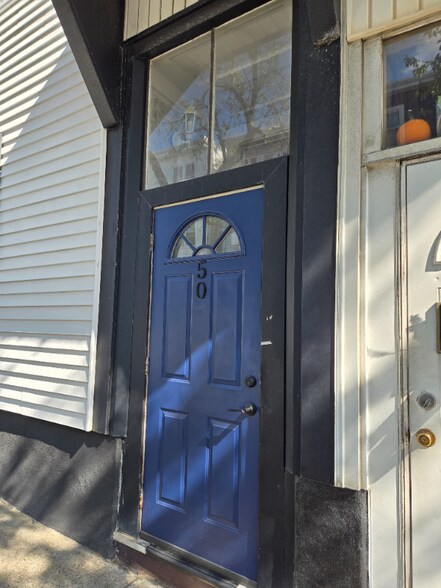 Building Photo - 50 Jeffries St