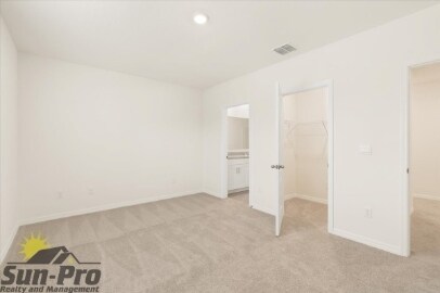 Building Photo - 113 Maya Way