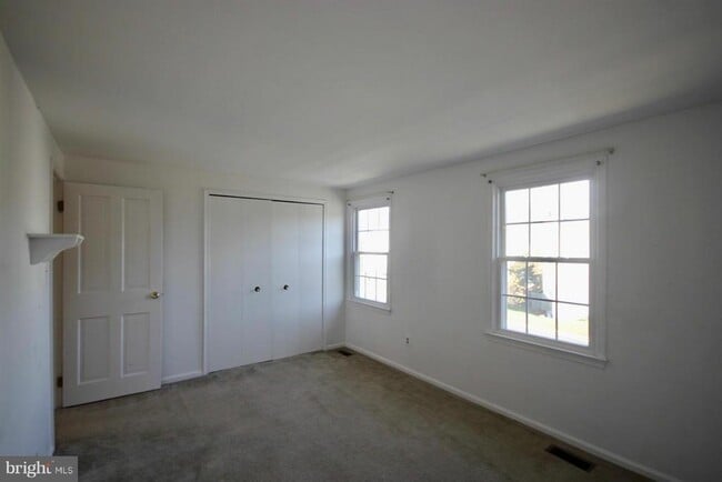 Building Photo - 14405 Black Horse Ct