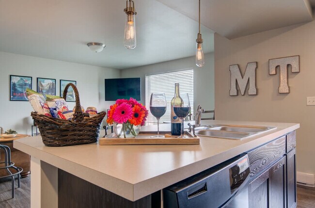 Building Photo - 360 Enterprise Blvd