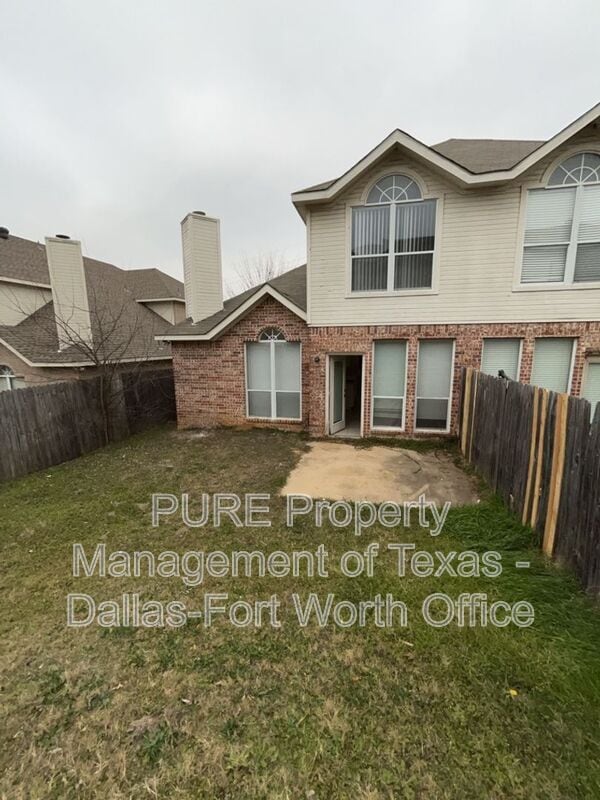 Building Photo - 4010 Cottage Park Ct