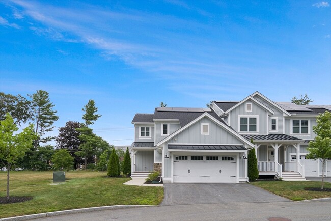 Primary Photo - 19 Lily Pond Ln