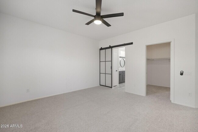 Building Photo - 22408 N Las Vegas Dr