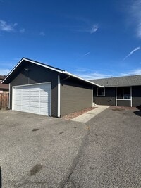 Building Photo - 1105 S 34th Ave