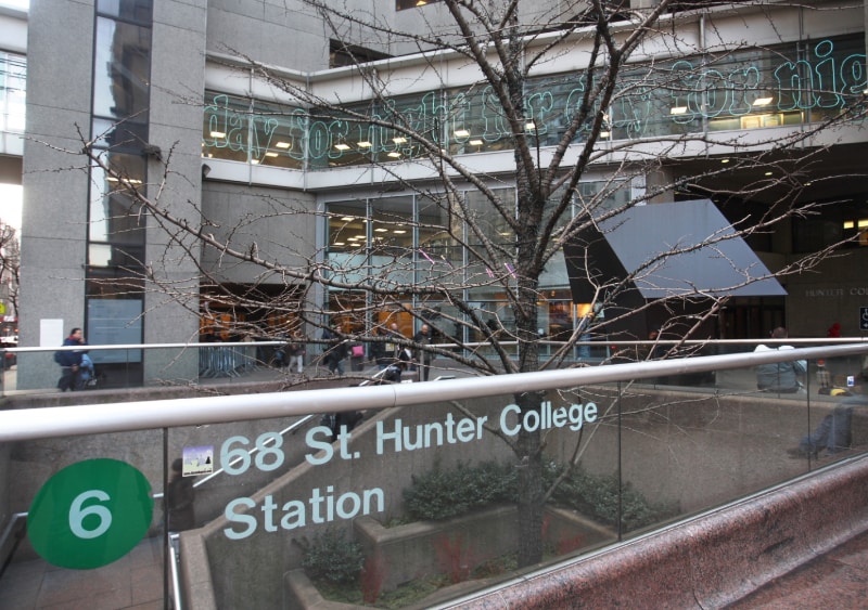 Building Photo - 205 E 59th St