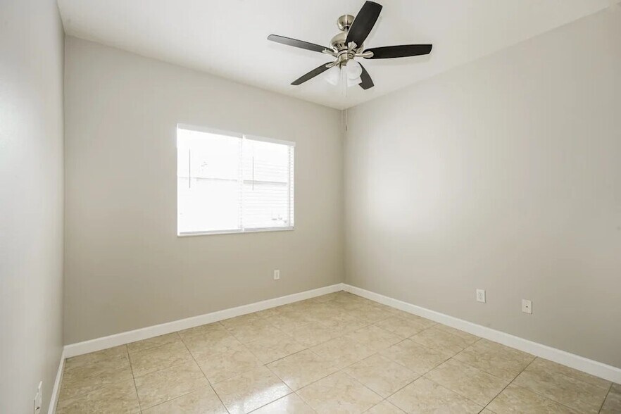 Building Photo - 4227 Balington Dr