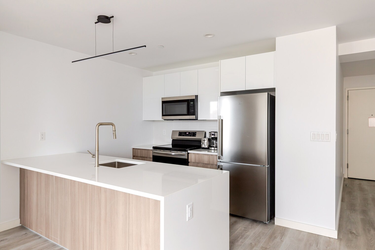 Building Photo - 77 Commercial St