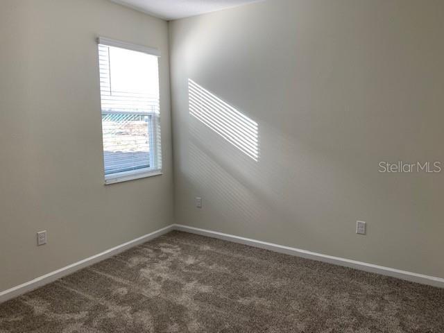 Building Photo - 16441 Champlain St