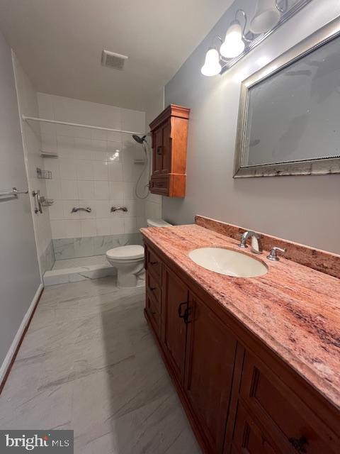 Building Photo - 4403 Silverbrook Ln