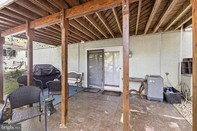 Building Photo - 5413 Rainwood Dr