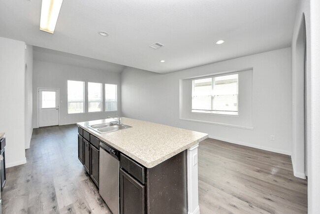 Building Photo - 4919 Purple Wisteria Ln