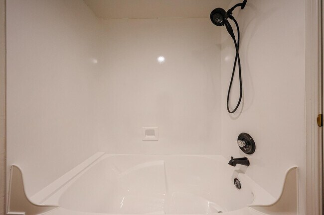 Building Photo - 3031 N Civic Center Plaza