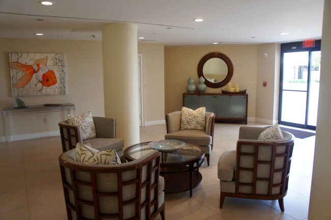 Building Photo - 5070 N Ocean Dr