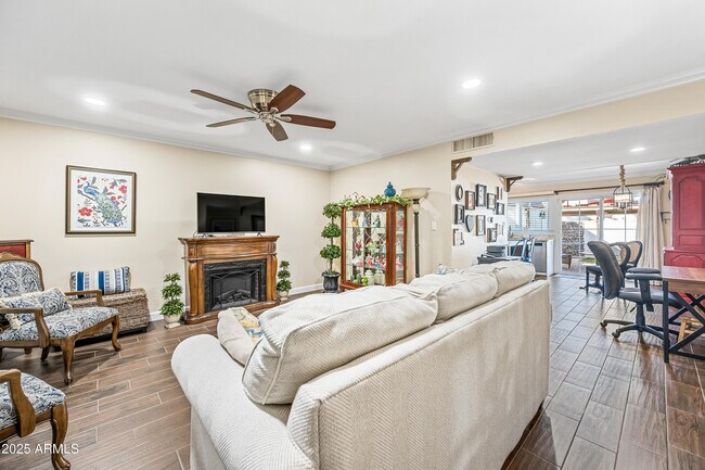 Building Photo - 5972 N 83rd St