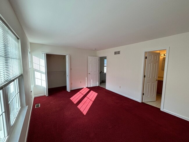 Building Photo - Updated New Tripoli Rental