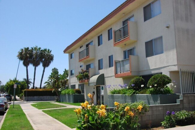 Building Photo - 3671 Veteran Avenue,