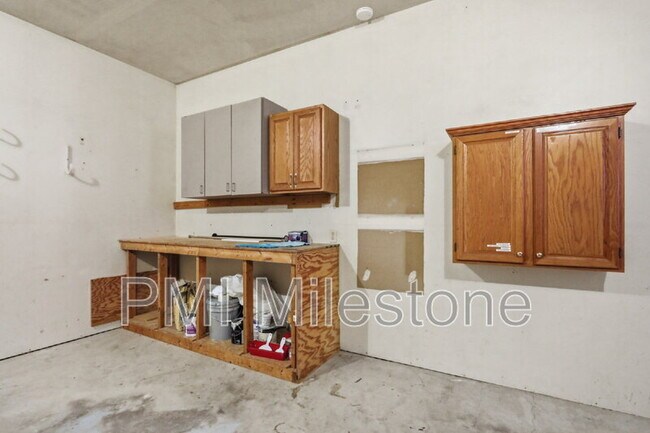 Building Photo - 233 Carmack Dr