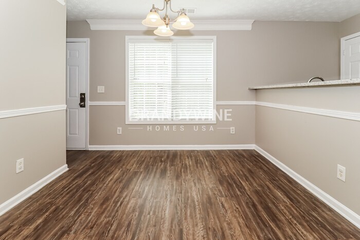 Building Photo - 3915 Riverside Pkwy