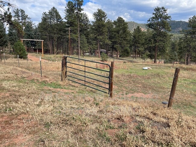 Building Photo - 1031 Old Wagon Trail