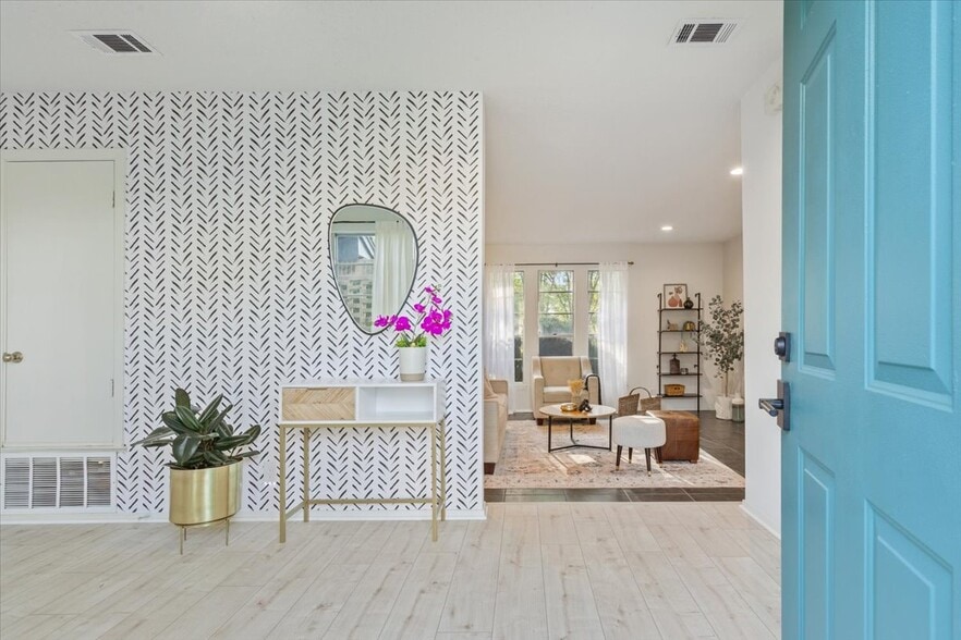 Primary Photo - 12205 Midland Walk