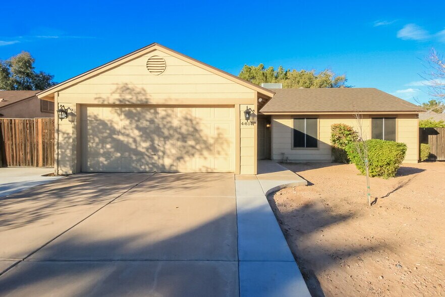 Primary Photo - 4614 W Orchid Ln