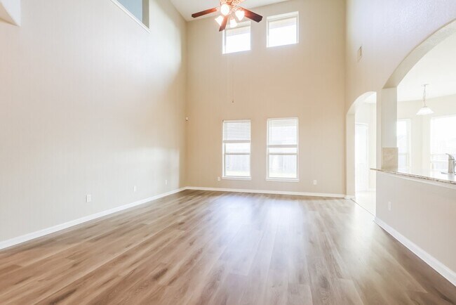 Building Photo - 3015 Rose Trace Dr