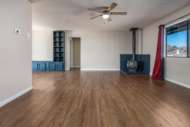 Living room 1 - 887 E Peila Ave