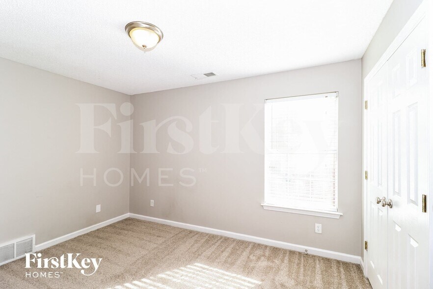 Building Photo - 2796 Misty Valley Dr