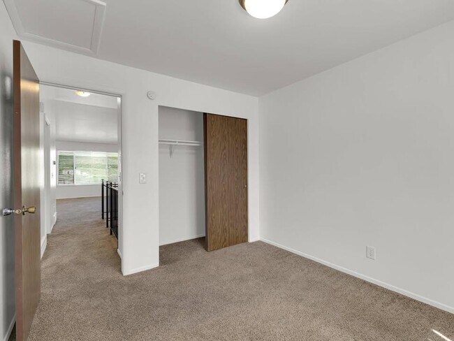Building Photo - 3145 S 9200 W