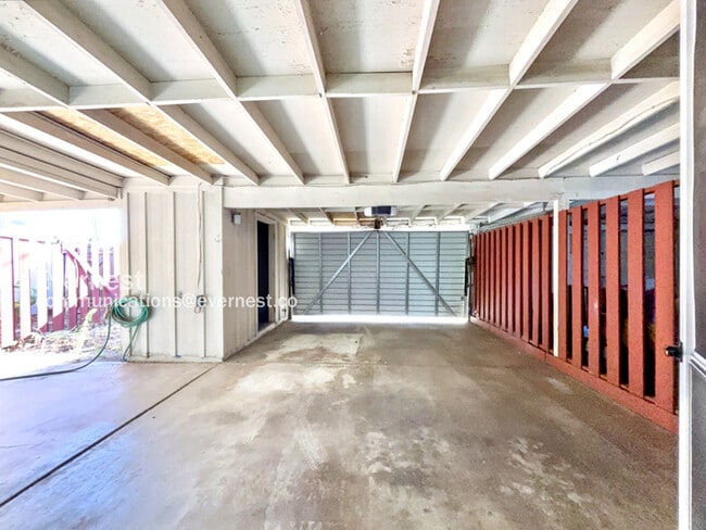 Building Photo - 27221 Sun City Blvd