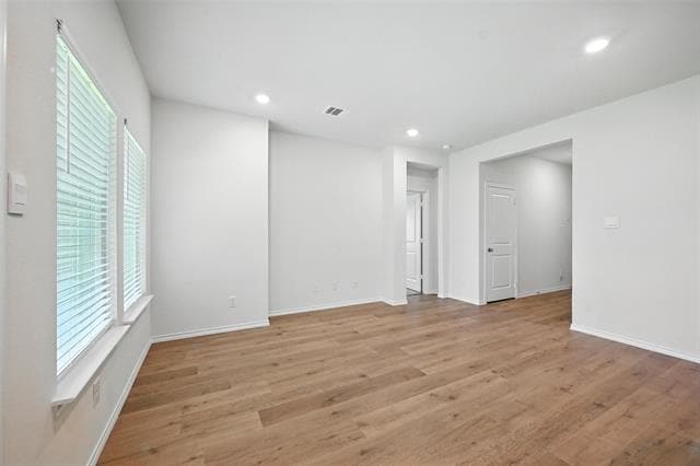 Building Photo - 405 Regiment Rd
