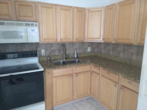 Kitchen area - 6003 N Cameron Ave