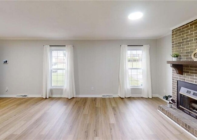 Building Photo - 4809 Tara Dr