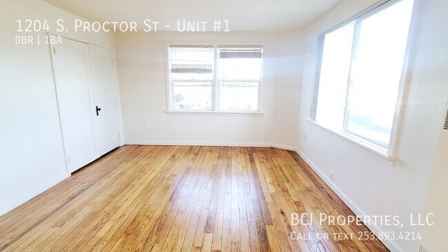 Building Photo - 1204 S Proctor St