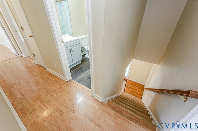 Building Photo - 811 Kiefer Field Ct