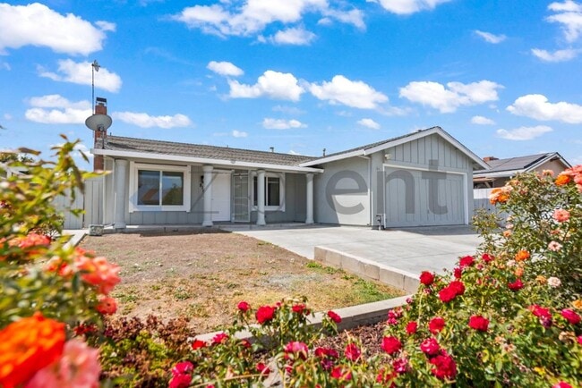 Building Photo - 814 Royalbrook Ct