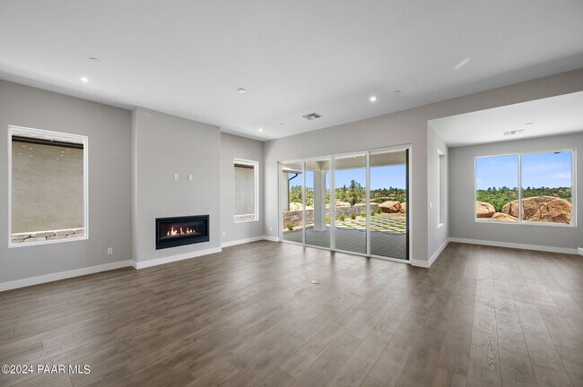 Building Photo - 1318 Rockwood Dr