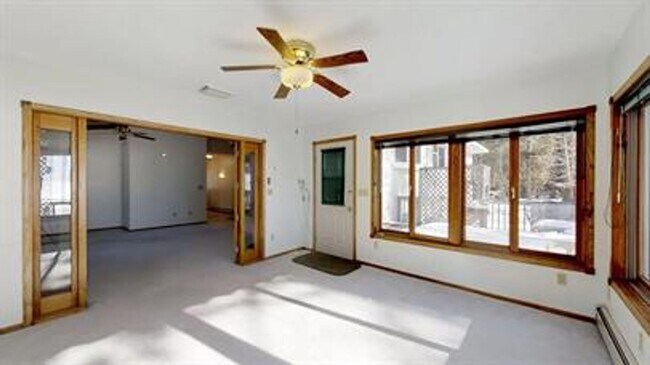Building Photo - 1262 Michigan 35 Bark River, MI