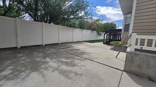 Building Photo - 6911 Hunter Dawn Way