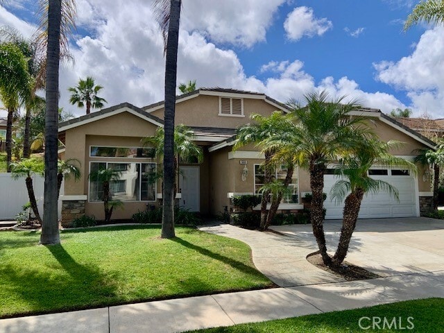 Building Photo - 558 Rembrandt Dr