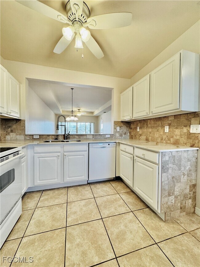 Building Photo - 10010 Maddox Ln