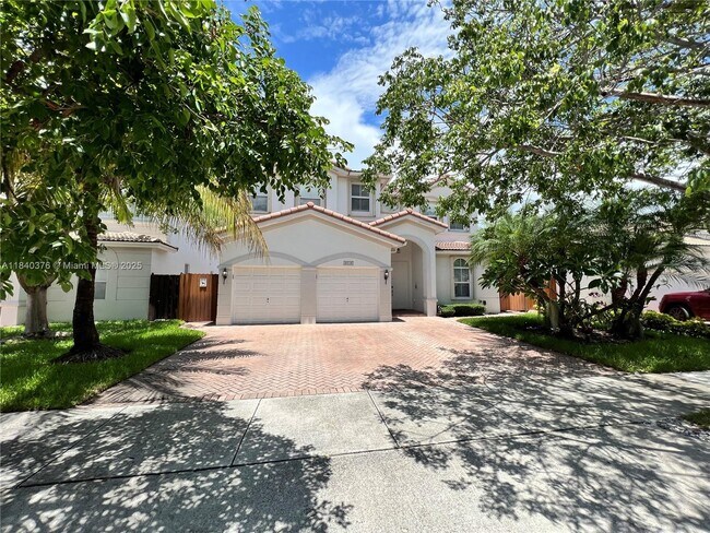 Building Photo - 8034 NW 111th Ct