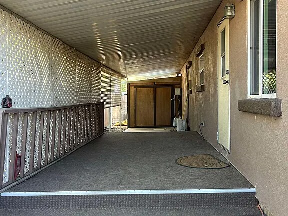 Building Photo - 1217 W Wabash St