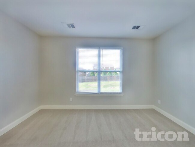 Building Photo - 1004 Abberley Cir