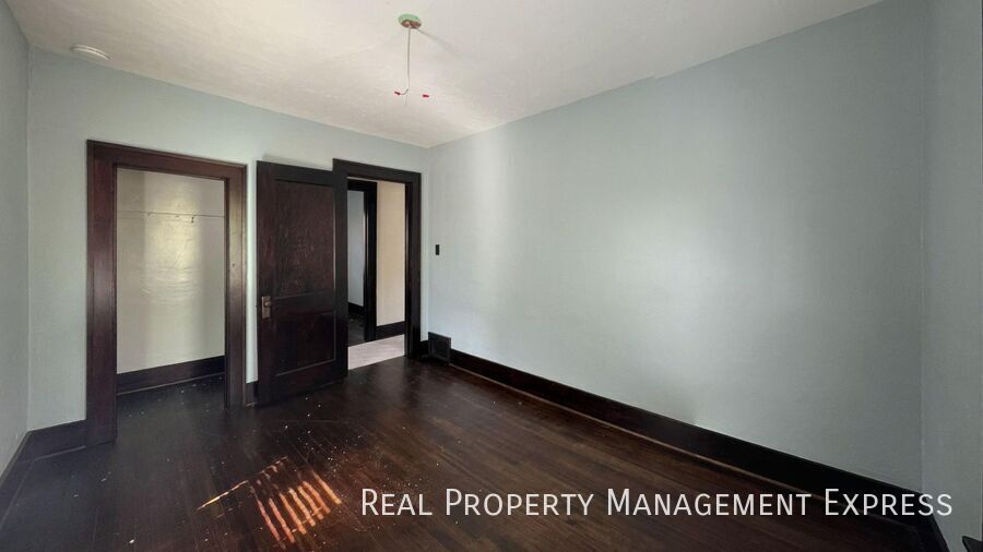 Building Photo - 3 Bedroom 1 Bathroom Home For Rent In Sioux Falls