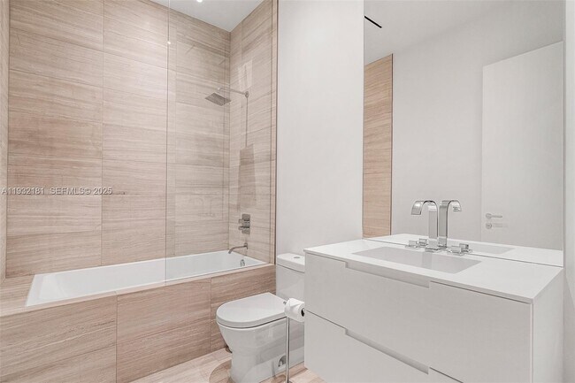 Building Photo - 4701 Meridian Ave