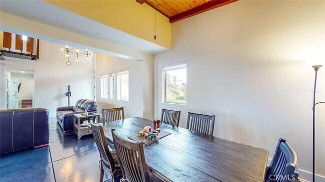 Building Photo - 7300 Santa Susana Pass Rd