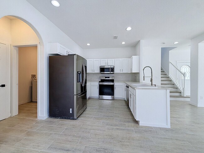 Building Photo - 16710 Caribbean Breeze Way